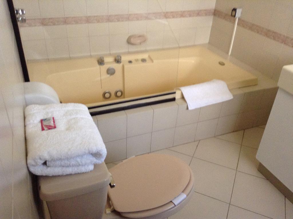 Hotel Alicante Chillan Bagian luar foto
